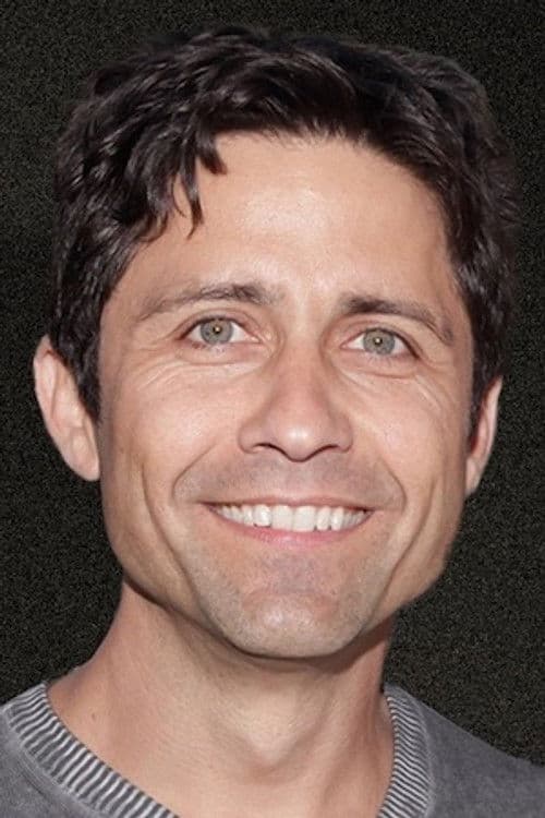 Byron Thames