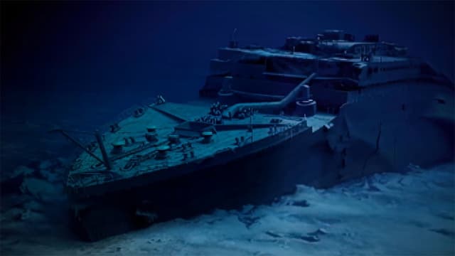 Titanic's Final Moments: Missing Pieces