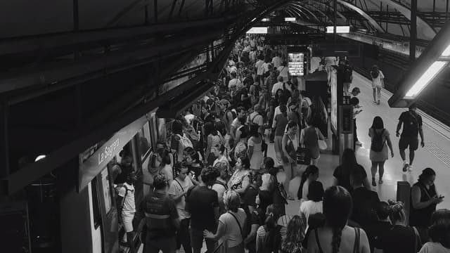 Metro Hours