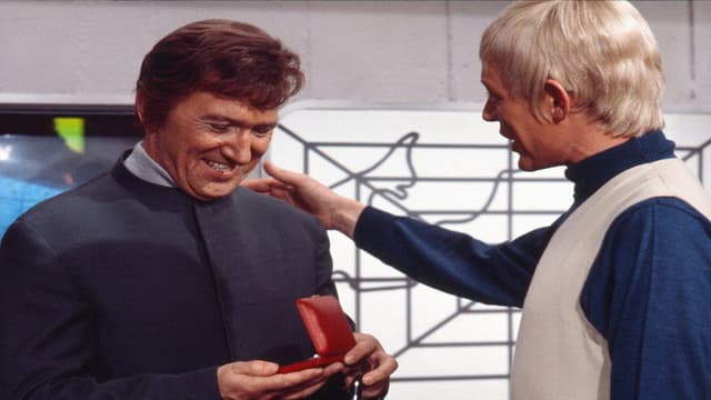 UFO: Annihilate SHADO... Kill Straker...