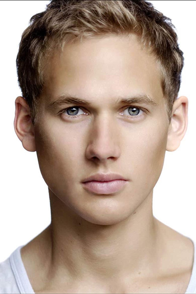 Gregg Lowe