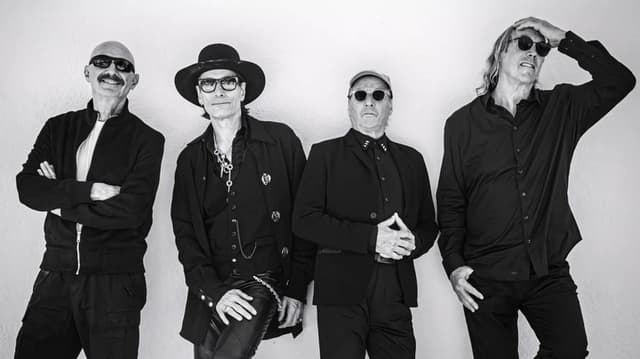 BEAT: Neon Heat Disease - Live in Los Angeles