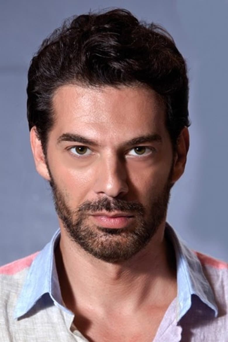 Emin Mecnunbeyli
