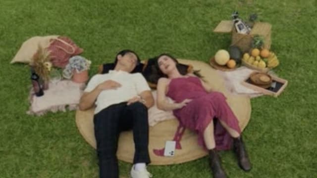 Meg & Ryan