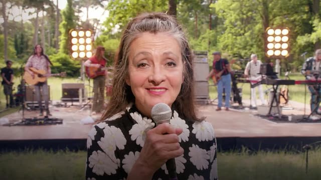 Catherine Ringer chante les Rita Mitsouko