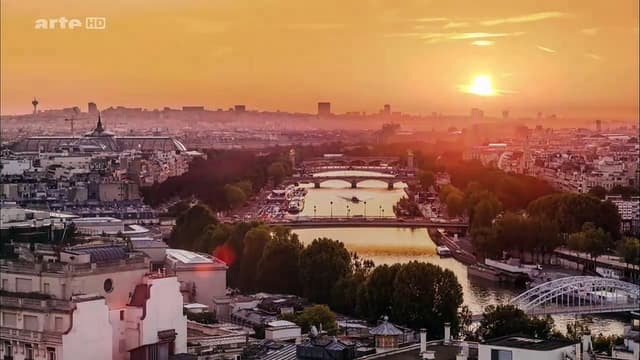 Neighborhood stories: Paris-Berlin