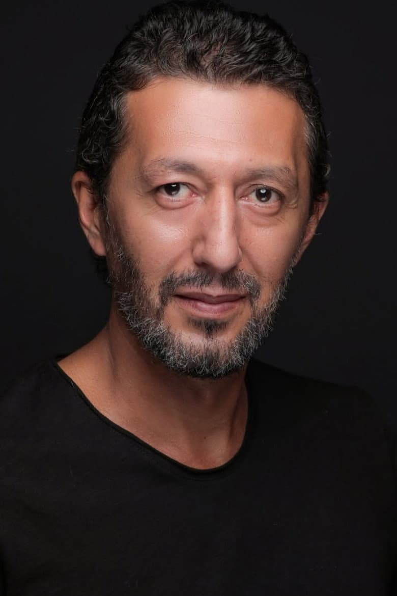 Mustafa Ozer