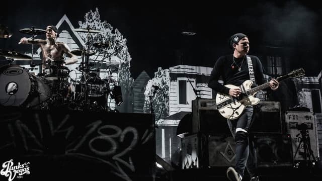 blink-182 Live in Las Vegas