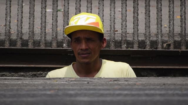 Juanchito: El limpia alcantarillas