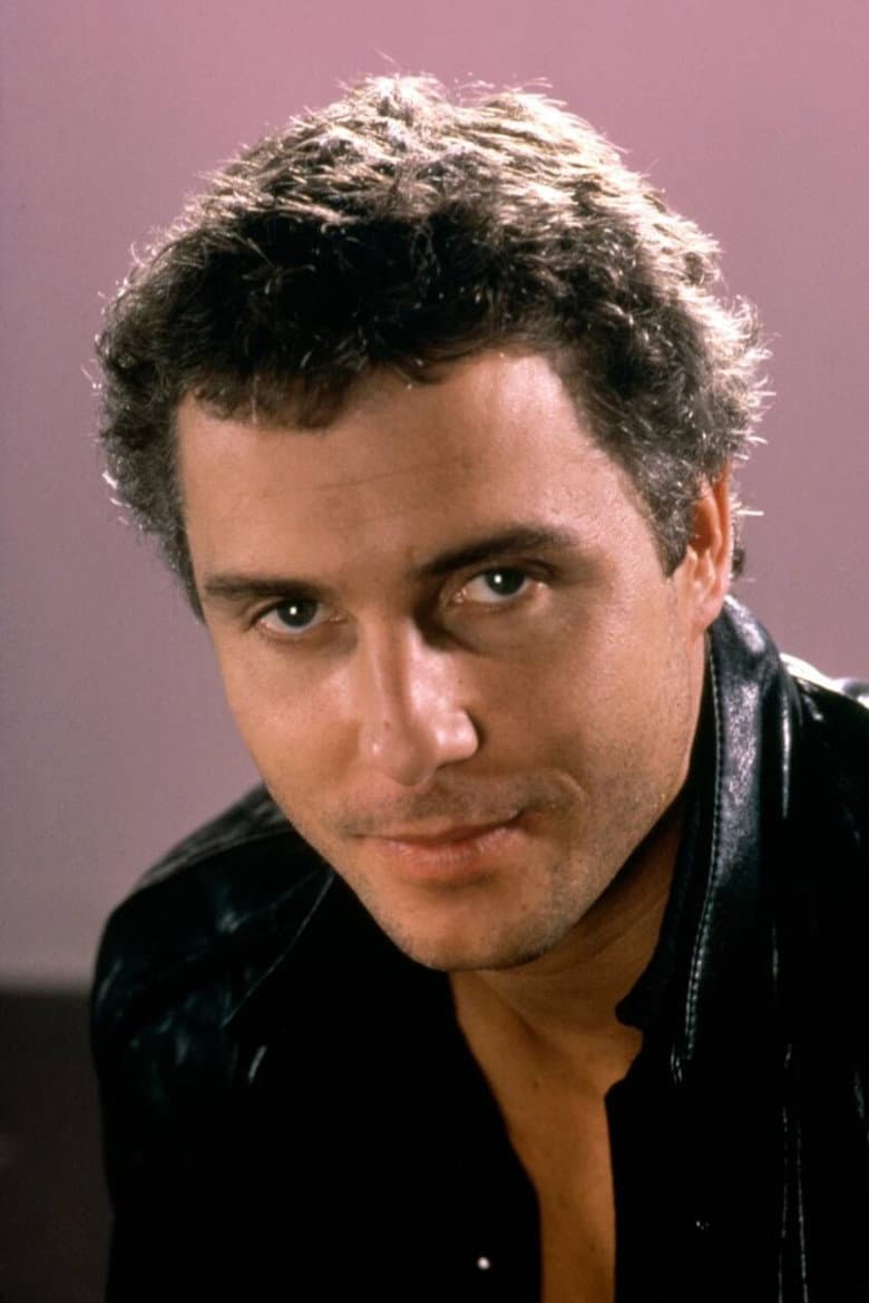 William L. Petersen