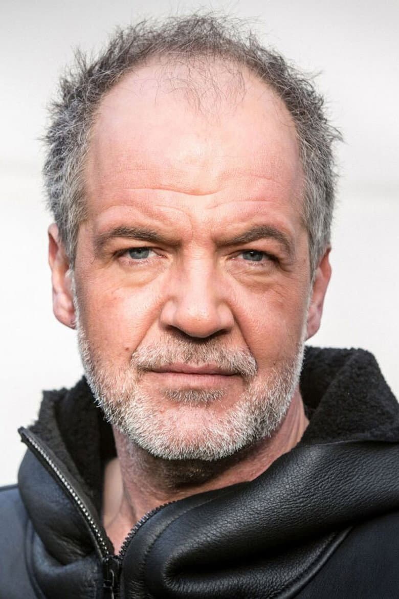 Marek Erhardt