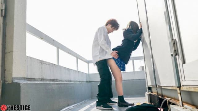※胸糞NTR 最悪の鬱勃起映像 幸せを約束した大好きな彼女がおっさんに寝取られて、壊されました。 七嶋舞