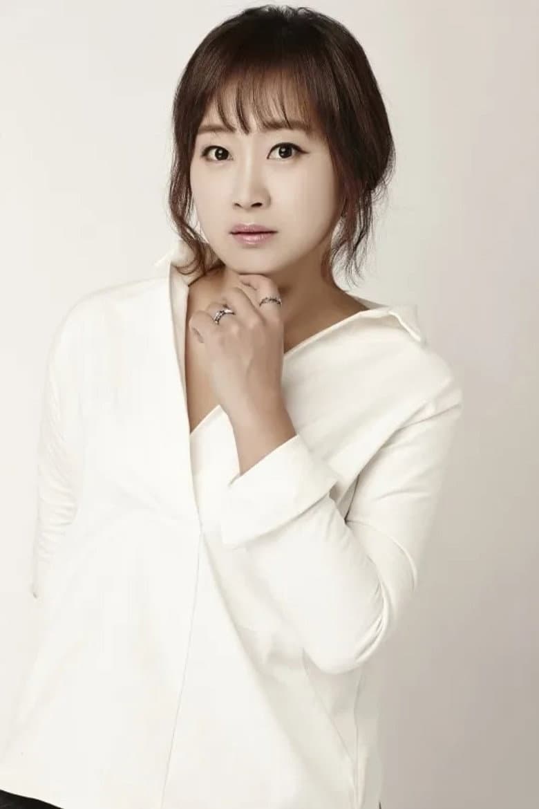 Jiyoun Lee