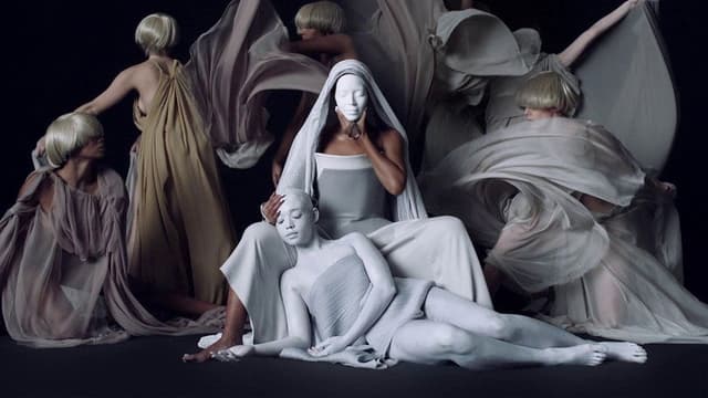 BEYONCÉ